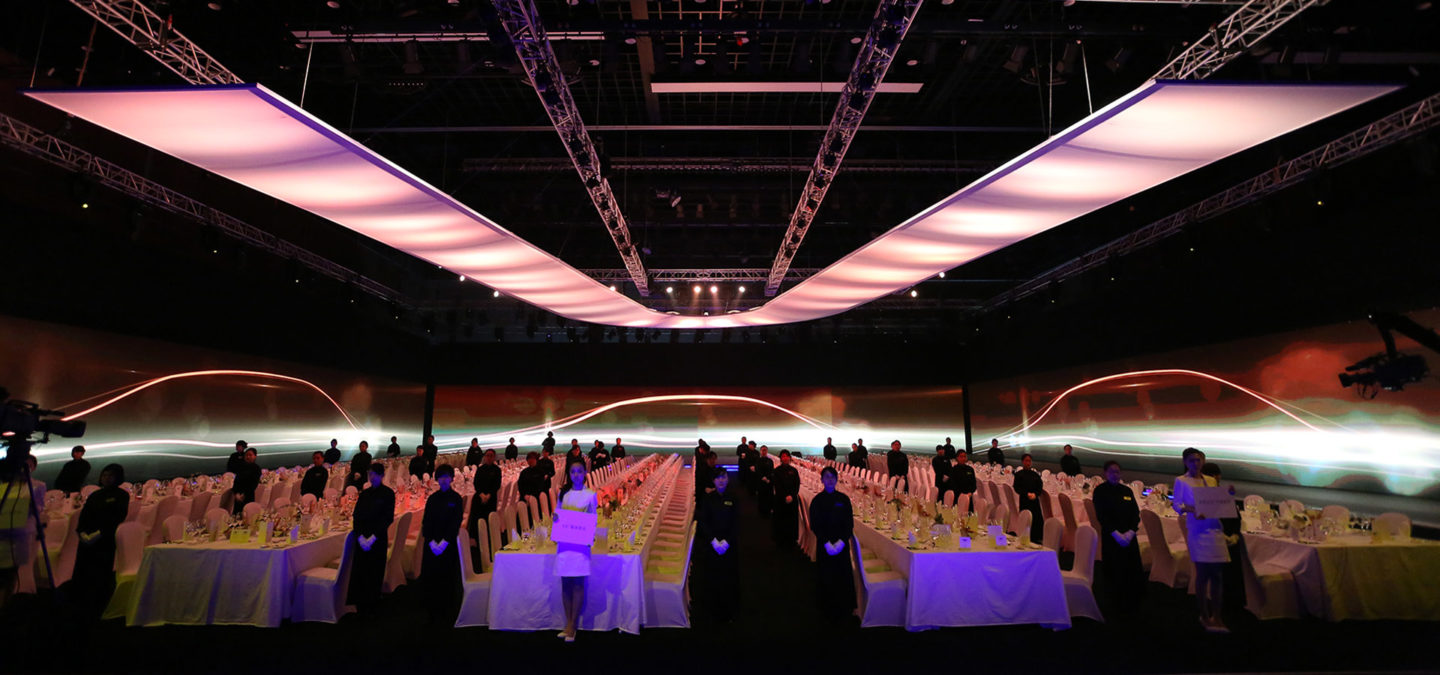 BENTLEY Flying Spur Launch