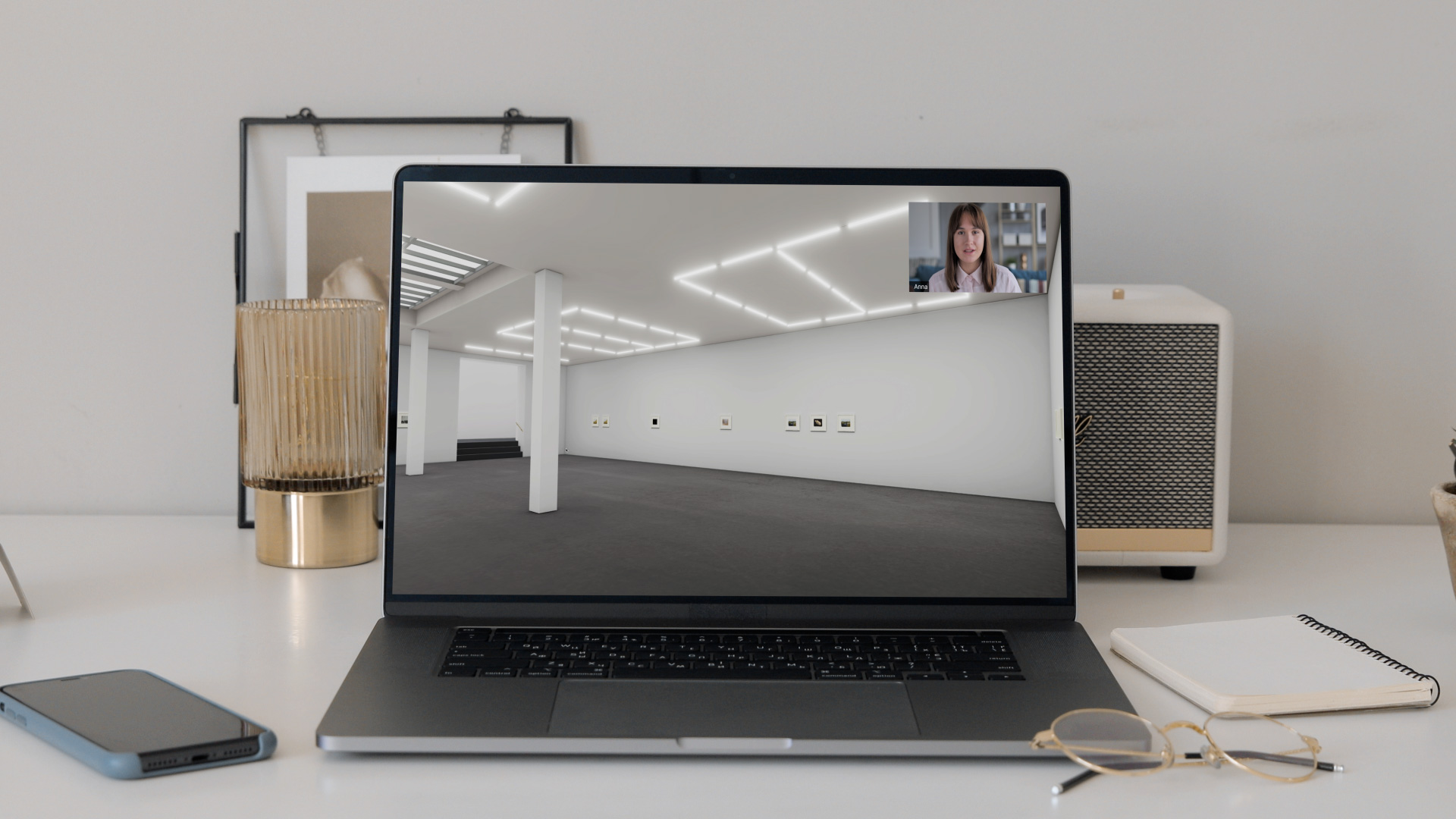 Laptop_Ester_Schipper_Conference2 Ester_Schipper_Virtual_Guided_Gallery